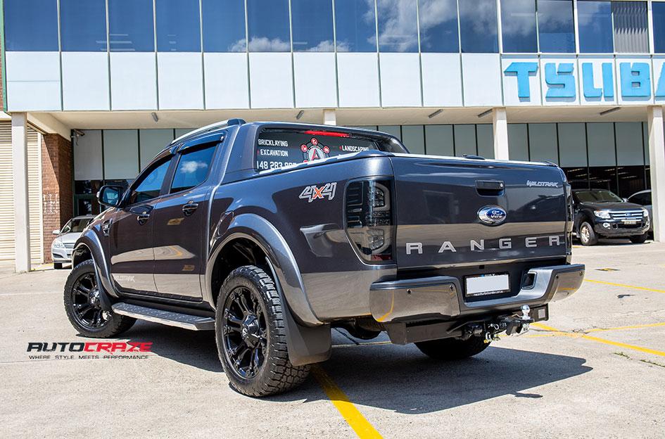 FORD-RANGER-VAPOR-MATTE-BLACK